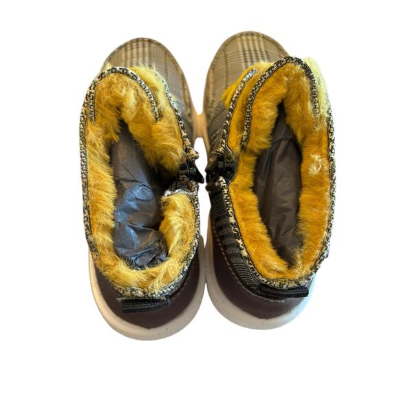 NIB Romika Helsinki 02 Boots Women's Size 38 US 7.5 M Plaid Black Yellow Fuzzy - Picture 5 of 8